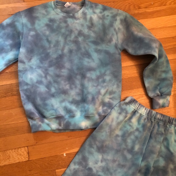 Jerzees Other - Tie Dye Sweatsuit (Mixed Blues)